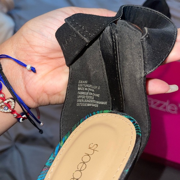 Shoe Dazzle Multicolor Wedge Size 7 - Picture 6 of 7